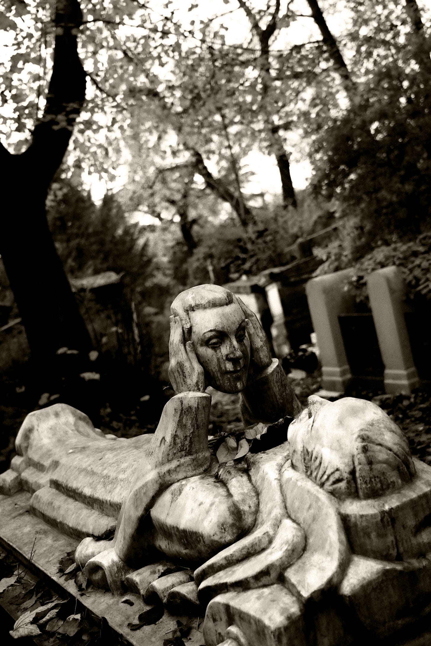 Grave of Fernand Arbelot